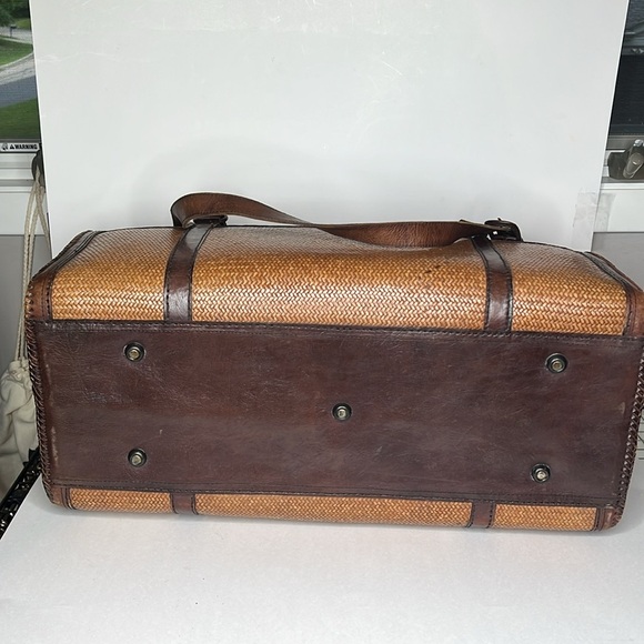 Leather Tightly Woven Wicker Extra Large Double Handle Shoulder Strap Travel Bag - Picture 11 of 16